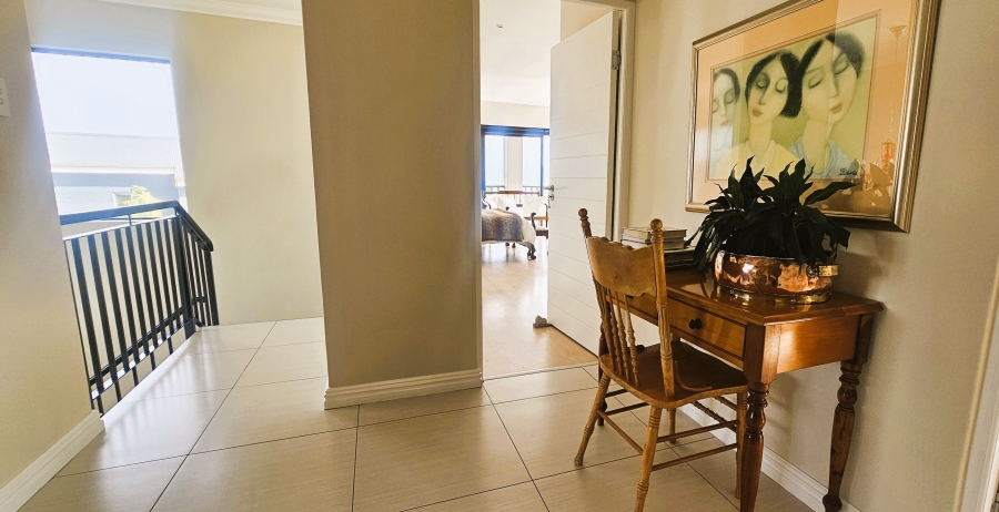 3 Bedroom Property for Sale in Myburgh Park Western Cape